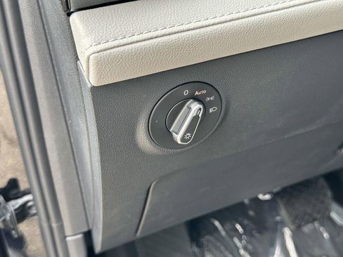 New 2026 Volkswagen Taos S image 14