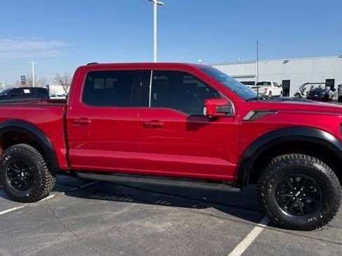 Used 2025 Ford F150 Raptor image 3