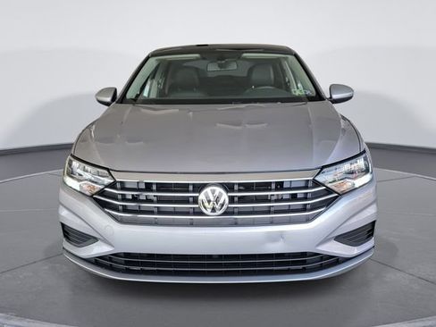 Used 2020 Volkswagen Jetta SE w/ SE Cold Weather Package FWD image 3