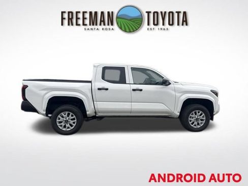 Used 2024 Toyota Tacoma SR AWD/4WD image 4
