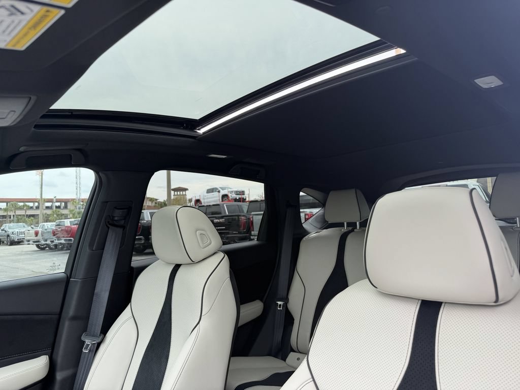 New 2026 Acura RDX w/ Advance Package AWD/4WD image 18