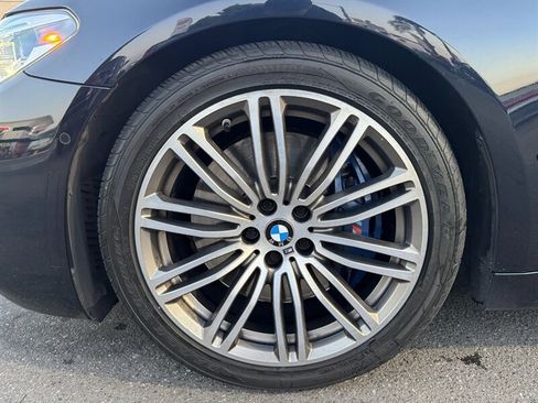 Used 2019 BMW M550i xDrive w/ Premium Package 2 AWD/4WD image 9