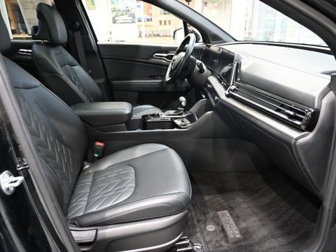 Used 2023 Kia Sportage X-Line w/ X-Line Premium Package image 10