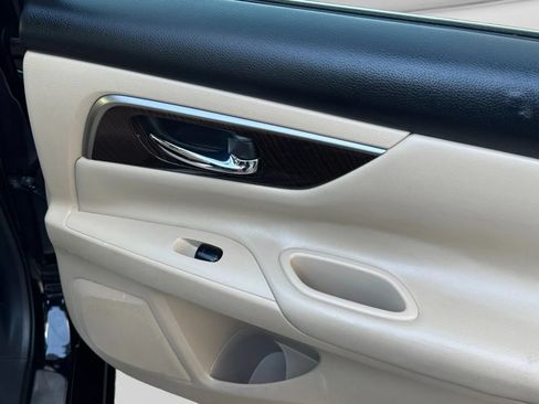 Used 2015 Nissan Altima 2.5 SL w/ Moonroof Package FWD image 20