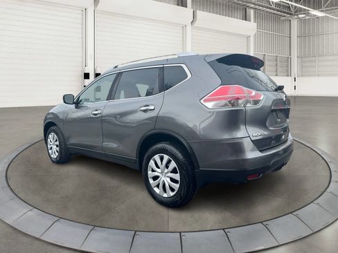 Used 2016 Nissan Rogue S w/ Appearance Package image 5