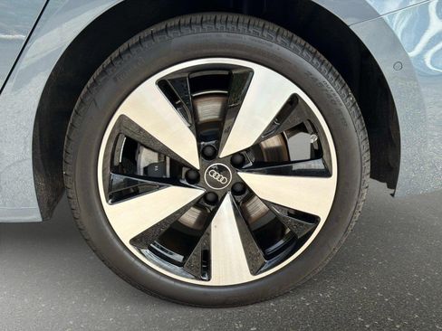 Used 2025 Audi A5 2.0T Premium Plus AWD/4WD image 17