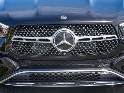 Certified 2026 Mercedes-Benz GLE 450 4MATIC image 7