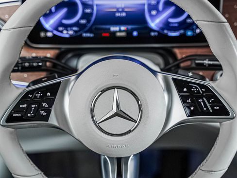 Certified 2023 Mercedes-Benz EQE 350+ 4MATIC SUV image 14