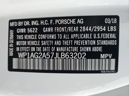 Used 2018 Porsche Macan GTS image 25