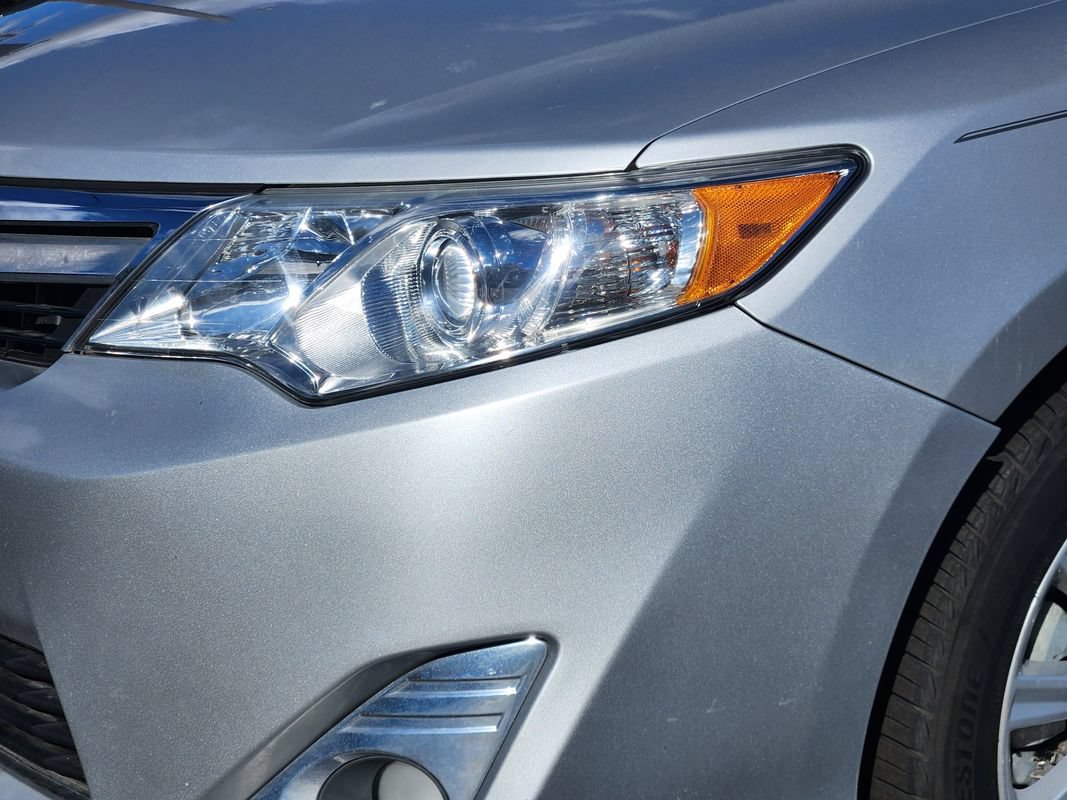 Used 2013 Toyota Camry XLE FWD image 12