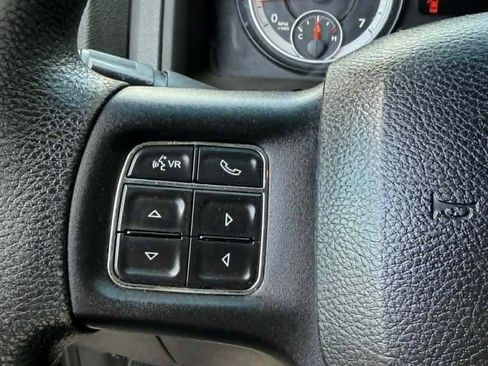 Used 2014 RAM 2500 Tradesman w/ Chrome Appearance Group AWD/4WD image 17