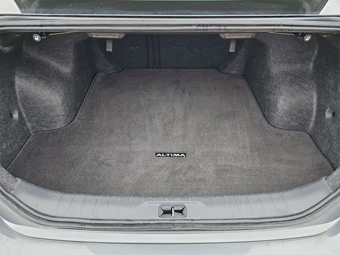 Used 2025 Nissan Altima 2.5 SV w/ SV Special Edition Package image 12