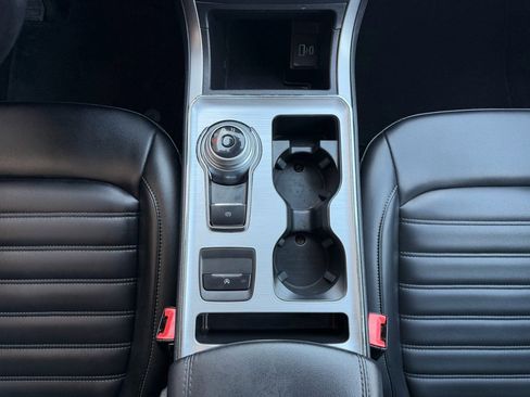 Used 2022 Ford Edge SEL image 30