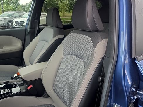 Used 2026 Subaru Forester Premium AWD/4WD image 10