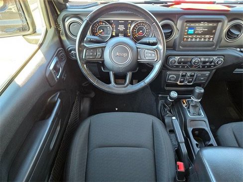 Used 2021 Jeep Gladiator Sport image 8