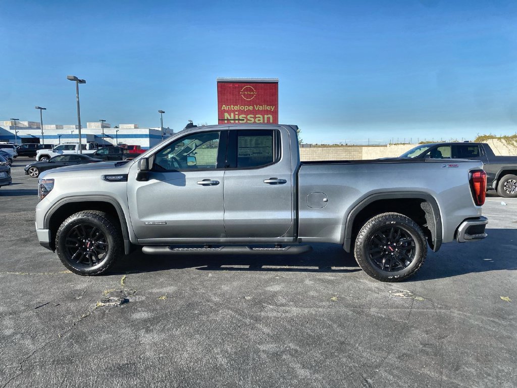 Certified 2026 GMC Sierra 1500 Elevation w/ X31 Off-Road Package AWD/4WD image 11