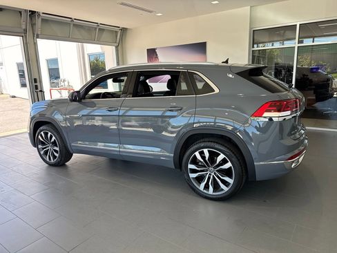 Used 2023 Volkswagen Atlas Cross Sport SEL Premium R-Line AWD/4WD image 5