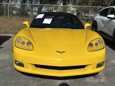 Used 2007 Chevrolet Corvette Convertible w/ Preferred Equipment Group image 3