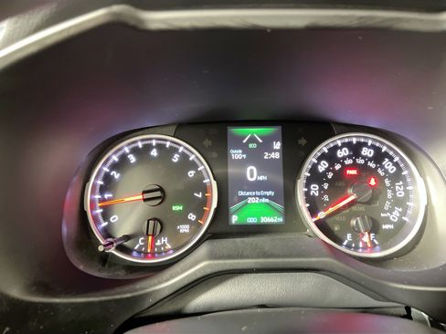 Used 2021 Toyota RAV4 XLE Premium FWD image 21