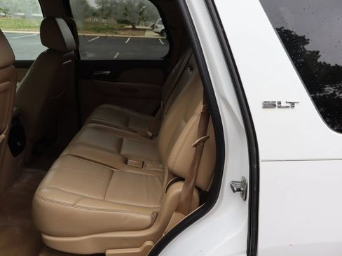 Used 2007 GMC Yukon SLT w/ SLT Preferred Equipment Group AWD/4WD image 20