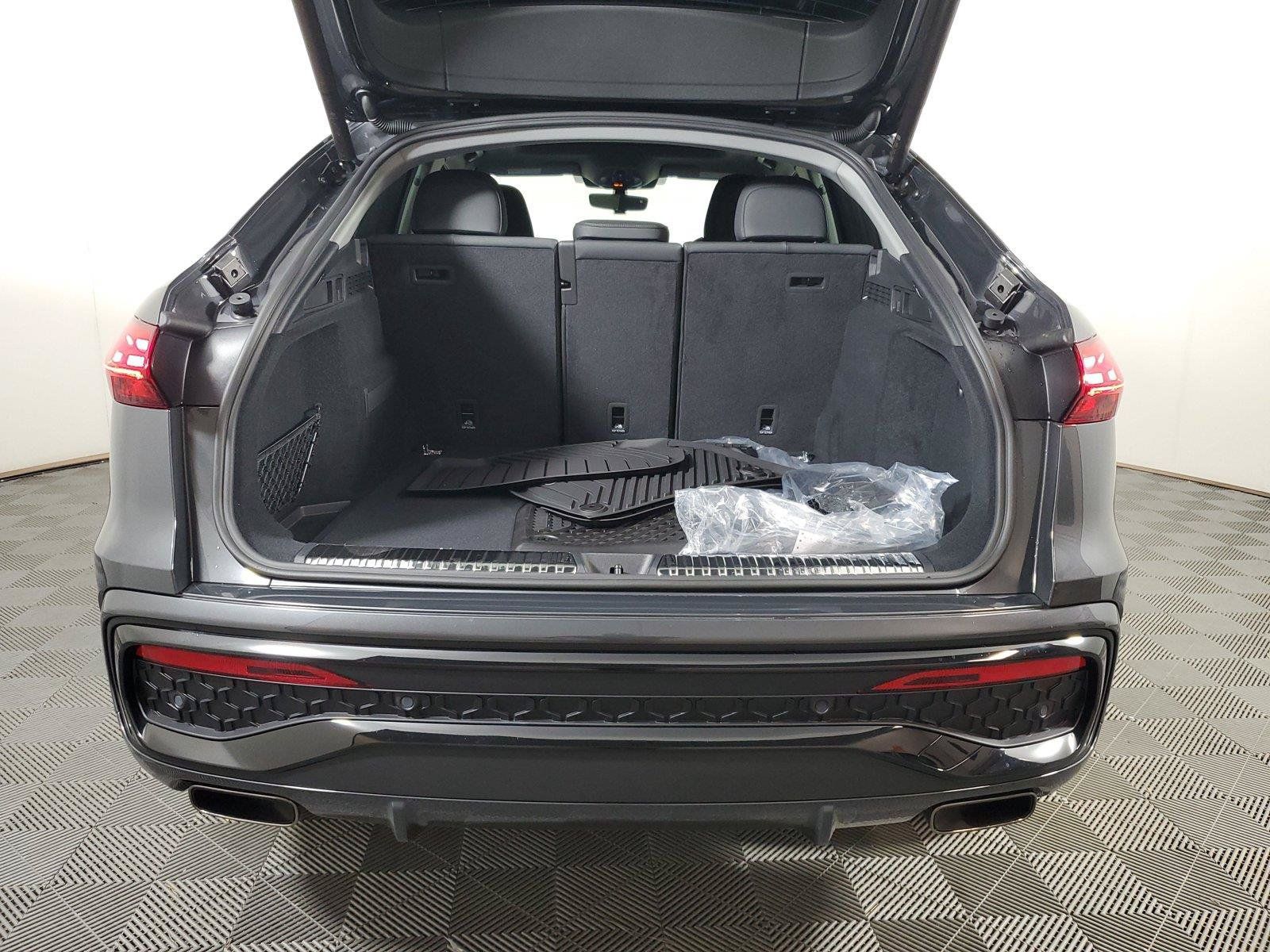New 2026 Audi Q5 Premium Plus AWD/4WD image 9