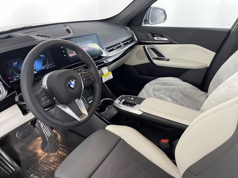 New 2026 BMW X1 xDrive28i w/ Technology Package image 10