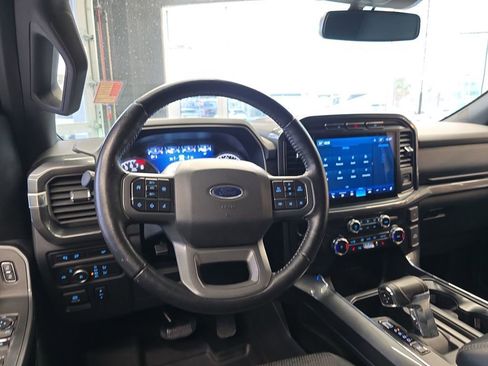 Used 2022 Ford F150 XLT w/ Equipment Group 302A High image 16