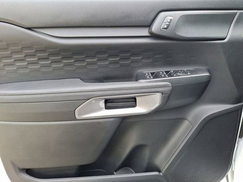 Used 2024 Ford Ranger XLT image 13