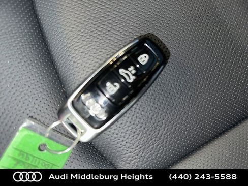 New 2026 Audi Q8 Premium Plus image 32