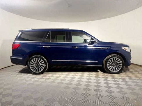 Used 2019 Lincoln Navigator Reserve w/ Cargo Package AWD/4WD image 7