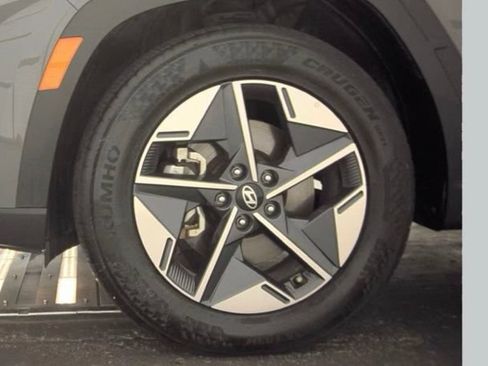 Used 2026 Hyundai Tucson SEL FWD image 7