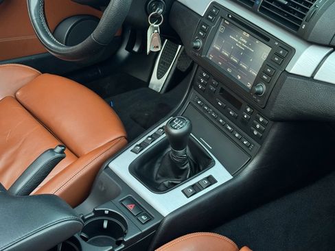 Used 2006 BMW M3 Convertible RWD image 3