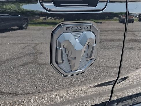 New 2026 RAM 1500 Big Horn AWD/4WD image 17