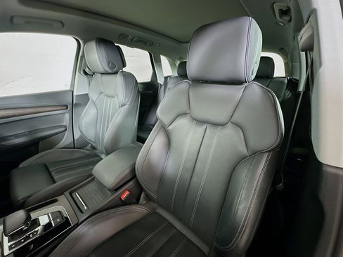 Used 2023 Audi Q5 2.0T Prestige image 21