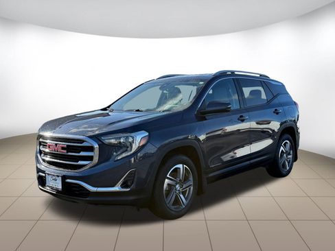 Used 2019 GMC Terrain SLT w/ Preferred Package image 3