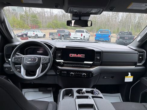New 2026 GMC Sierra 1500 Elevation image 13