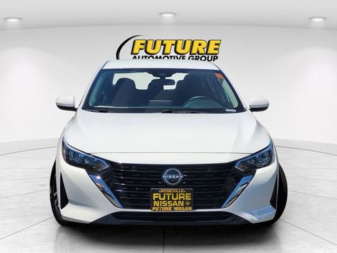 Certified 2024 Nissan Sentra SV FWD image 2