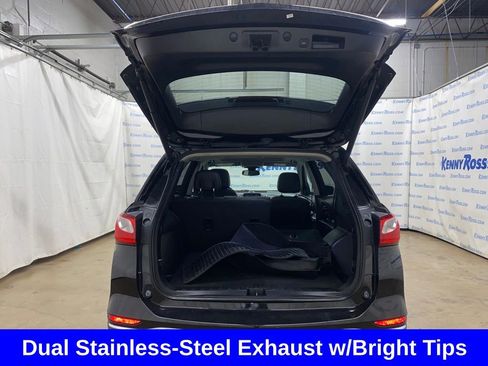 Used 2018 Chevrolet Equinox Premier image 25