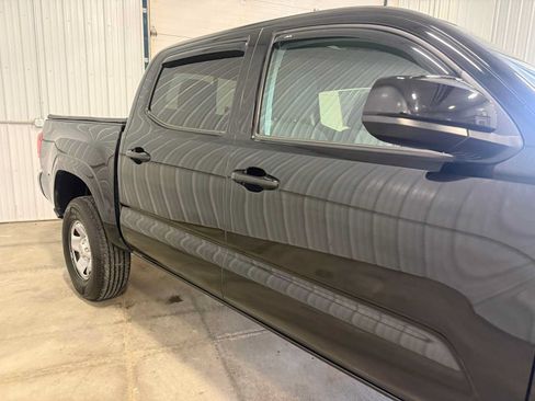 Certified 2023 Toyota Tacoma SR AWD/4WD image 11