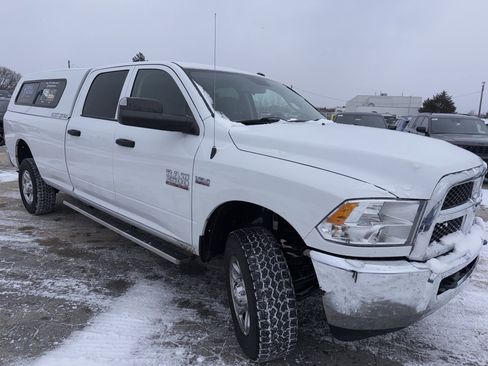 Used 2015 RAM 2500 Tradesman w/ Chrome Appearance Group image 4