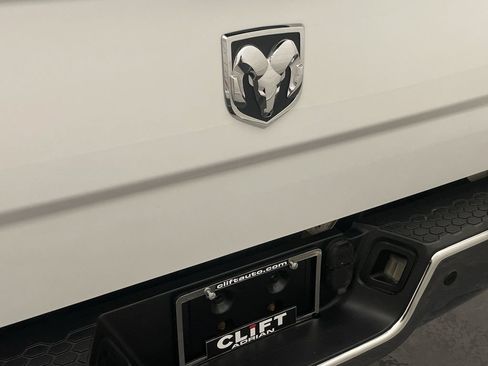 Used 2015 RAM 2500 Tradesman w/ Chrome Appearance Group AWD/4WD image 23