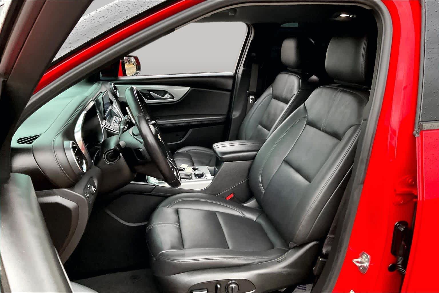Used 2021 Chevrolet Blazer LT w/ Sound & Technology Package FWD image 8