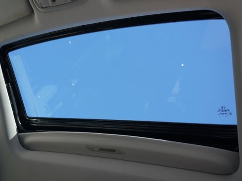 Used 2015 Honda Pilot Touring image 36