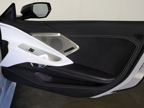 Used 2023 Chevrolet Corvette Stingray Preferred Cpe w/ Z51 Performance Package RWD image 32