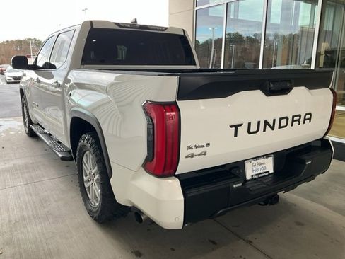 Used 2022 Toyota Tundra SR5 w/ SR5 Premium Package image 21