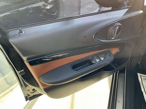 Used 2021 MINI Cooper Clubman S image 8