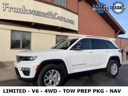 Certified 2023 Jeep Grand Cherokee Limited w/ Trailer Tow Prep Group (B)