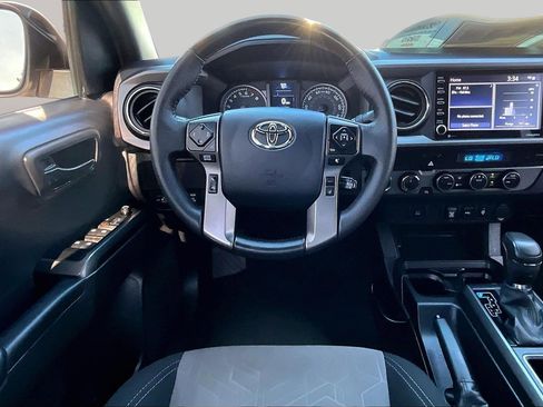 Used 2023 Toyota Tacoma TRD Sport AWD/4WD image 5