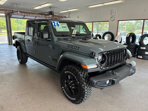 New 2026 Jeep Gladiator Sport AWD/4WD image 1