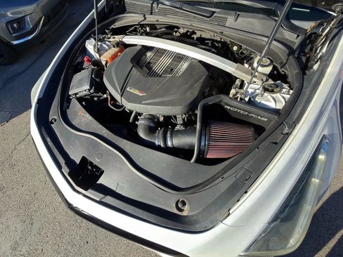 Used 2016 Cadillac CTS V w/ Carbon Fiber Package image 4